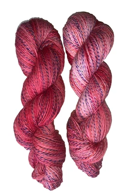 100 g  FEINE  MERINO-Wolle - Handgefärbt     *RED  October* - Bild 1 von 4