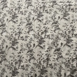 IKEA grau weiß Blumenmuster WC-Druck Alvine Kvist voll/Königin Bettbezug 85x94 - Bild 1 von 4
