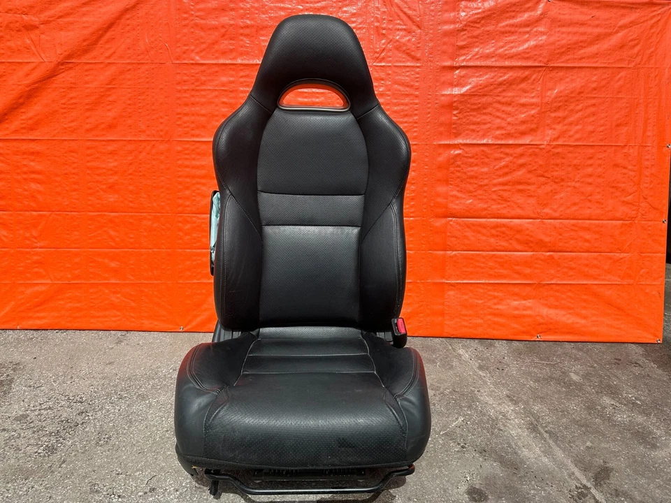 05-06 ACURA RSX - PASSENGER RIGHT - BLACK LEATHER SEAT - OEM FACTORY OE #29 - Image 1 of 4