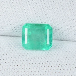 0.80 ct ULTRA RARE FINE QUALITY COLOMBIAN NATURAL EMERALD Octagon See Vdo 4145 B - Picture 1 of 2