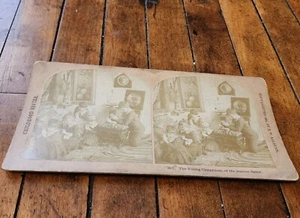 Antigua tarjeta Kilburn 1884 Stereoview niños rezando EL JOVEN CLÉRIGO - Imagen 1 de 2