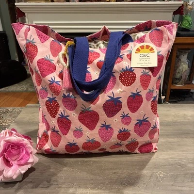 Bolso de Mano C&C California Home Lona Fresas Verano Vibraciones Playa. Foto 1 de 4