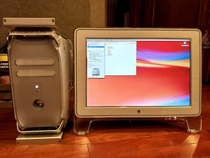 Apple PowerMac 2002 G4 including 22" Monitor  - Picture 1 of 8