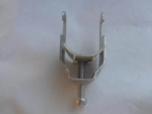 OBO Bettermann Bügelschelle 2056U 28 ALU * NEU + OVP * Restposten * Y-1-5 - Bild 1 von 2