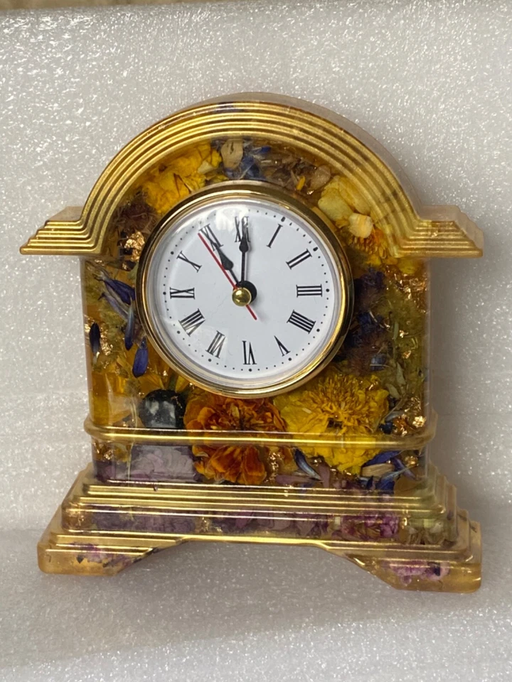 Reloj de escritorio artesanal flor contraseña resina  Foto 1 de 1