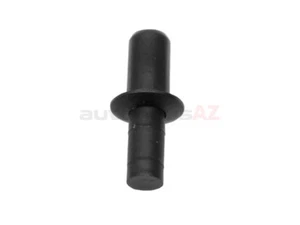 O.E.M. Rivet 0009908492 Mercedes Benz E320 C230 S500 C280 E500 S430 CLK320 C240 - Picture 1 of 1