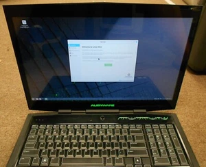 Alienware M17X R4 computer portatile 512 GB SSD sistema operativo Linux si accende 0624-02M - Foto 1 di 8