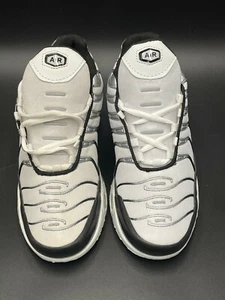 Men's Athletic Sneakers - Picture 1 of 11