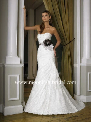 Moonlight Wedding Dress Ivory J6239I Gown 14 Sexy Lace Fit Flare Corset Bow Belt - Image 1 of 4