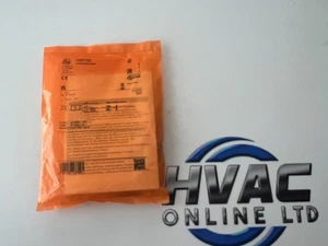 IFM O5P700 Diffuse Reflection Sensor 100mm Photoelectric Sensor O5PLFPKG/US100 - Picture 1 of 7