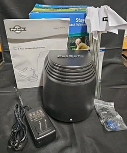 PetSafe Stay & Play Wireless Fence Transmitter 300-3078 & NEW COLLAR PIF-275-19 - Picture 1 of 6