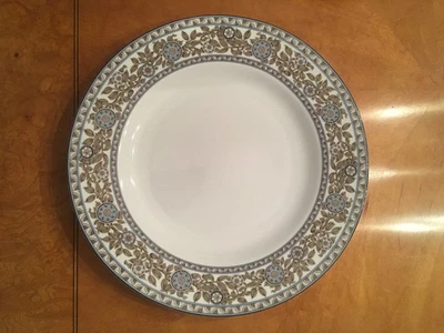 Plato de cena de aviario Wedgwood Conservatory - Colección Martha Stewart - Nuevo sin etiquetas Foto 1 de 4