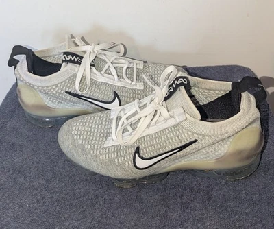 Nike Air Vapormax 2021 Flyknit Blanco Metálico Plateado GS Talla 5Y DB1550-100 Foto 1 de 4