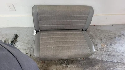 1987-1995 Jeep Wrangler Bench 2nd Seat (Rear Seat) Gray Vinyl/Cloth  Foto 1 de 4