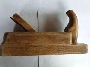 Holzhobel 50 mm breit und 240 mm lang, alt - Bild 1 von 2