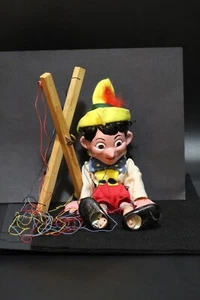Pelham Puppets Pinocchio Made In England Original Box Clean Puppet Tape On Box - Picture 1 of 14