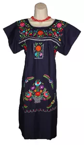 Vestido Mexicano Boho Estilo Vintage Bordado a Mano Azul Marino Hippie Puebla - Imagen 1 de 3