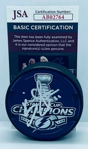 Kevin Shattenkirk signed Tampa Bay Lightning 2020 Stanley Cup Champs Puck JSA - Picture 1 of 2