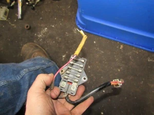 1981 suzuki gs850 gl fuse box - Picture 1 of 1