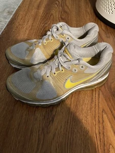 Nike Air Max Livestrong 2010 Womens Running Shoes 7M Gray Yellow RARE 417720-081 - Picture 1 of 5
