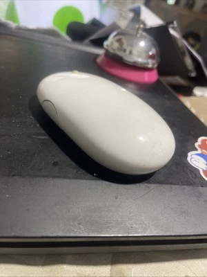 Apple A1197 (MA272LL/A) Wireless Bluetooth Mighty Mouse Used - Image 1 of 4