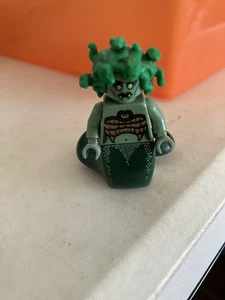Lego Minifigure Series 10 - Medusa - Picture 1 of 6