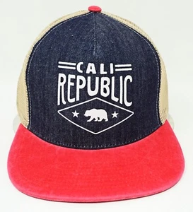 CALI REPUBLIC Snapback Cap Hat Mesh Trucker California Bear Flag OSFM New - Picture 1 of 7