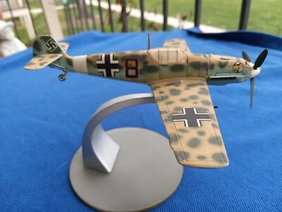 ME-109 Diecast 1/72 Corgi - Image 1 of 4
