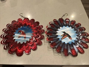 2 METAL HUMMINGBIRD WIND SPINNERS LARGE - Picture 1 of 4
