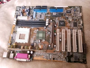 Asus A7V rev 1.02 Socket 462 Computer Motherboard For Athlon Or Duron CPUs - Picture 1 of 5