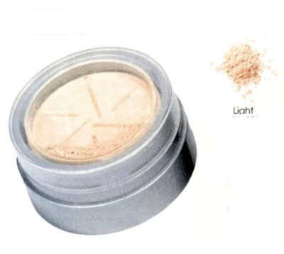 Avon BEYOND COLOR Skin Smoothing POWDER MILL Foundation LIGHT NOS .13 oz - Image 1 of 4