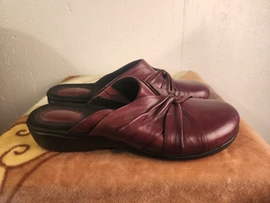 Clarks Artisan Womens sz 11M Brown Leather Slip On Clogs Mules Shoes NEW - Picture 1 of 8