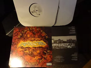 ARTIFACTS Between a rock and a hard place US 2x LP - Bild 1 von 4