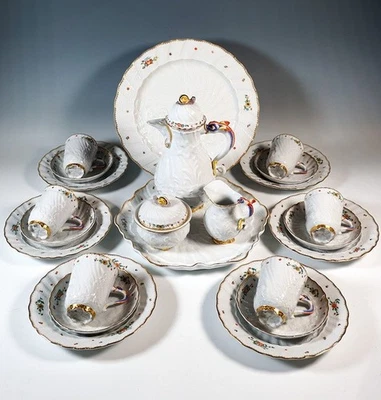 MEISSEN SCHWANENSERVICE INDISCHE BLUMENZWEIGE DESSERTTELLERN 2 ANBIETE PLATTEN - Bild 1 von 4