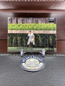 2022 Topps Stadium Club #161 Black Foil - Aaron Judge Parallel - NY Yankees - Picture 1 of 2