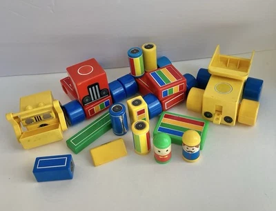 Vintage Hilco Magnetic Building Blocks Vehicles People Figures Set of 30 - Image 1 of 4