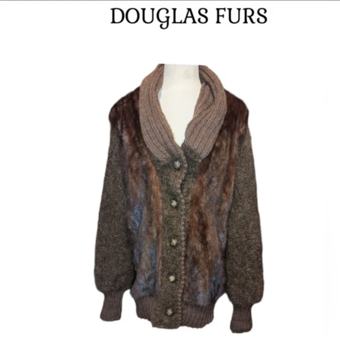 Gorgeous Rare Authentic Vintage Douglas Furs  Wool/Fur/Knit Women's Cardigan - Image 1 of 4