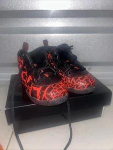 Nike Little Posite One TD 'Cracked Lava' Toddler Sz 6C 723947-012 Black Crimson - Picture 1 of 6