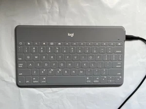 Logitech Keys To Go Keyboard 820-008746 Tested And Working - Picture 1 of 13