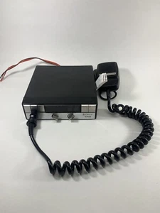 VINTAGE COBRA 18 PLUS 40 CHANNEL CAR DASHBOARD MOUNT CB RADIO - Picture 1 of 8