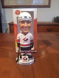 Mario Lemieux Team Canada 2002 Olympics NHL Bobblehead NIB Bobble Dobbles Hockey - Picture 1 of 9