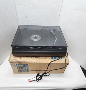 Vintage Fisher MT-6115 Stereo Turntable Record Player For Parts - Picture 1 of 16