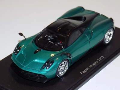 1/43 Spark Pagani Huayra from 2013 in Green  S3563 - Image 1 of 3