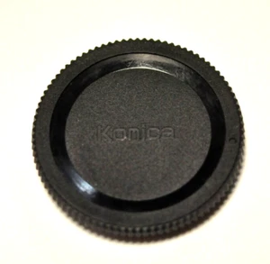 Tapa de cuerpo Konica para sus cámaras SLR de película de 35 mm. - Imagen 1 de 3