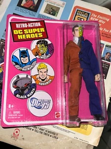 2010 MATTEL # R5938 DC SUPER HEROES 8" TWO-FACE RETRO ACTION FIGURE NEW MINT - Picture 1 of 2