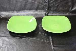 ZWEI ~ Fiesta Ware ~ Homer Laughlin Kleeblatt grün 9 Zoll quadratischer Teller - Bild 1 von 4