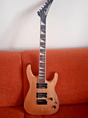 Jackson JS22 Dinky DKA Na Oiled AH ,CHITARRA ELETTRICA,ex demo. - Imagen 1 de 4