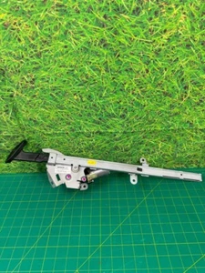 06-09 Mercedes W209 CLK500 CLK350 Front Right Seat Belt Feeder Motor Black OEM - Picture 1 of 9