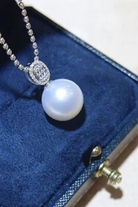 in stock Aurora 13-14 mm Australian south sea pearl pendant G18k Diamond - Picture 1 of 4