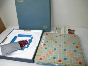Vtg Deluxe Scrabble crossword Game Rotating Turntable Edition 1977 Complete - Picture 1 of 10